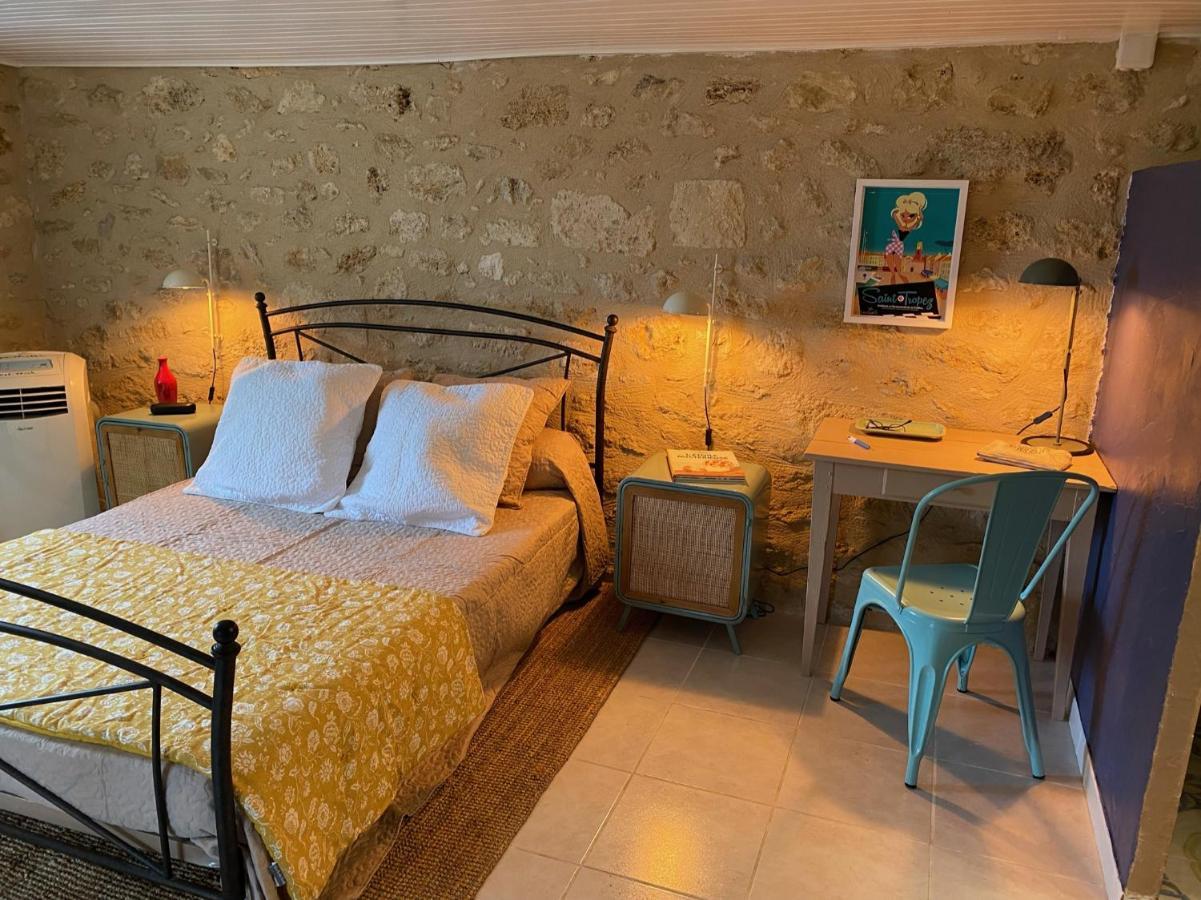 Bed and Breakfast Le Prieure De Saint Pierre Экстерьер фото